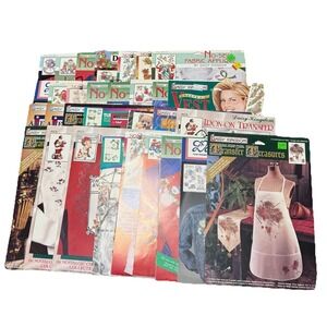 Daisy Kingdom Iron-on Transfers & no sew Appliques Lot Of 32 Holidays and More